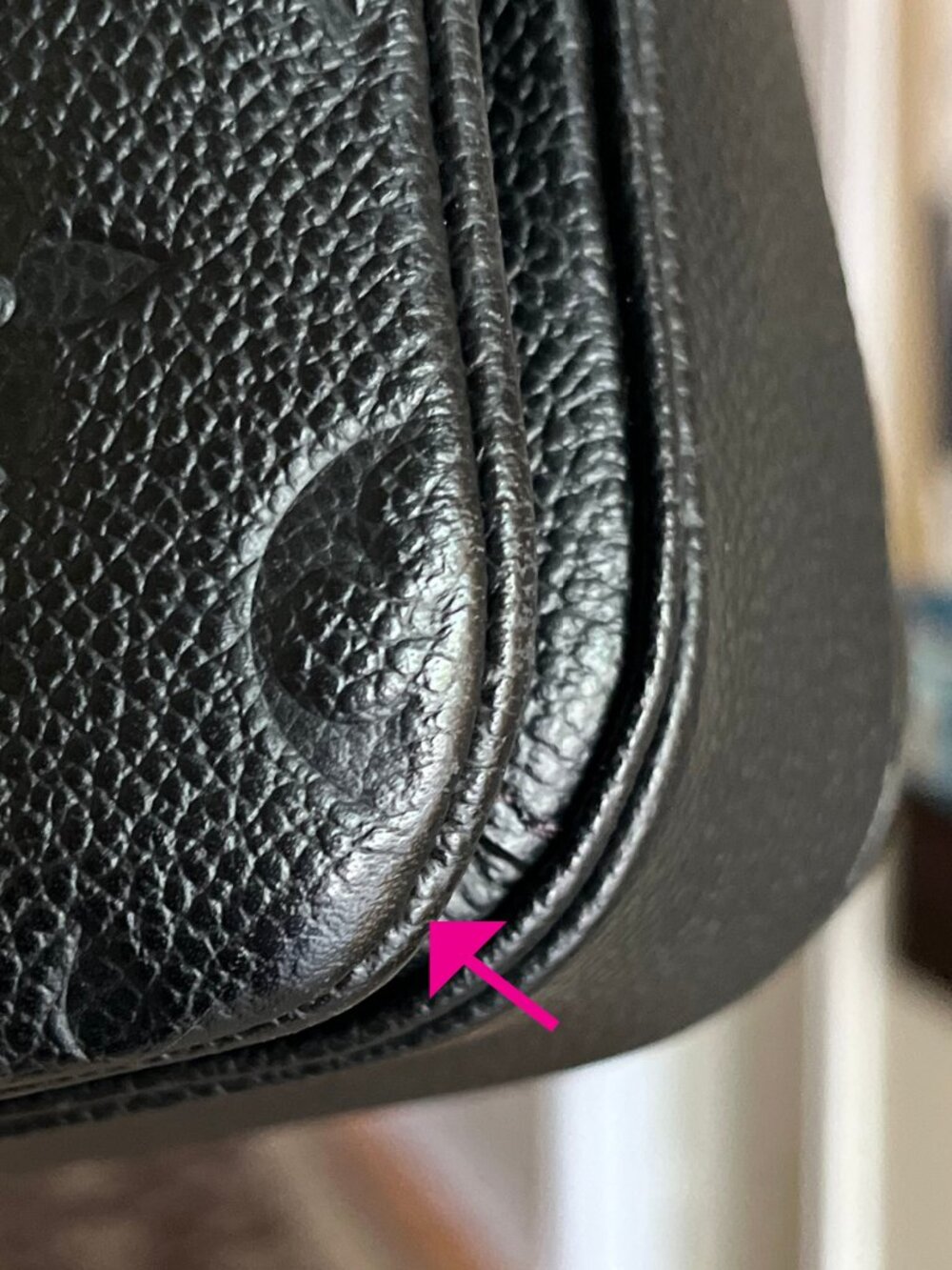 Louis Vuitton Pochette Métis in Monogram Empreinte Black Leather - Authentic - Picture 16 of 17